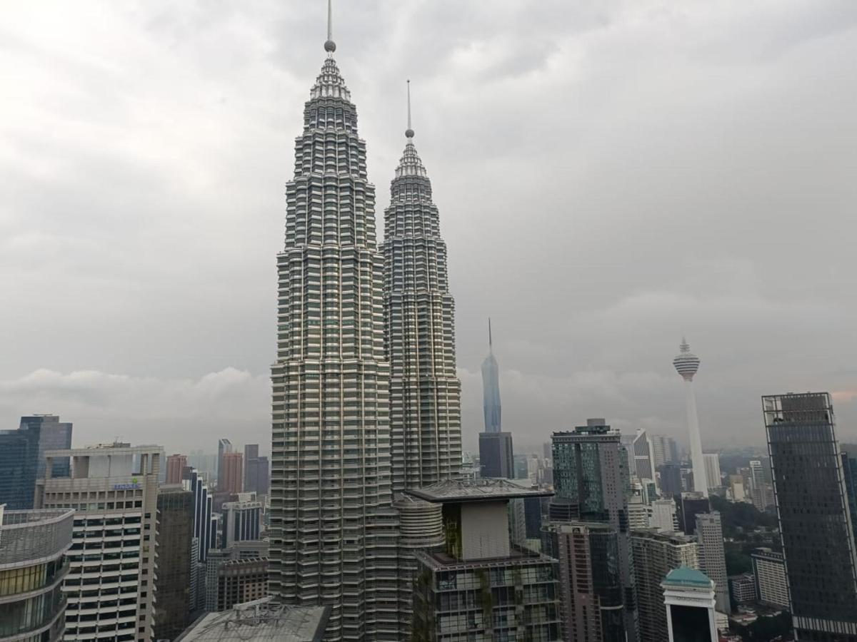 Apartamento Star Klcc By Cozy White Kuala Lumpur Exterior foto